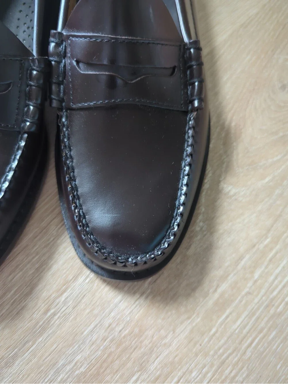 G.H. Bass & Co Larson Weejuns Men's  Wine Dark Brown Leather Penny Loafers 10.5